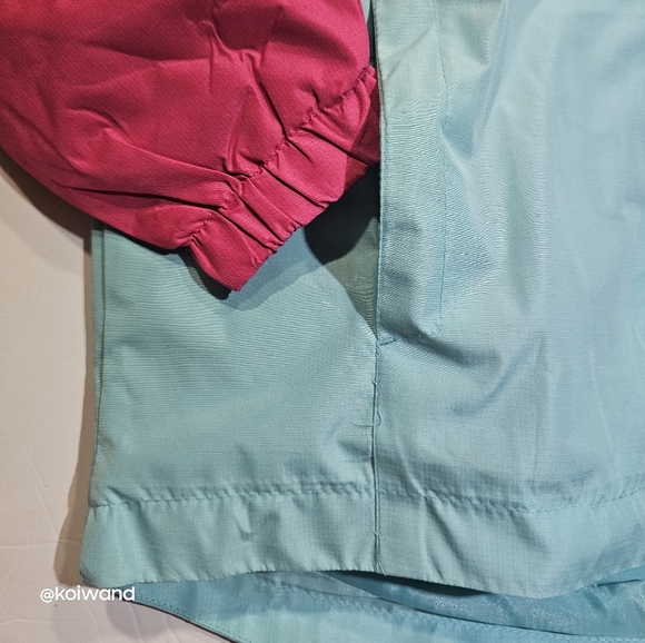 Eddie Bauer Magenta Lightweight 3 in 1 Jacket Size M-10/12 - Picture 4 of 15